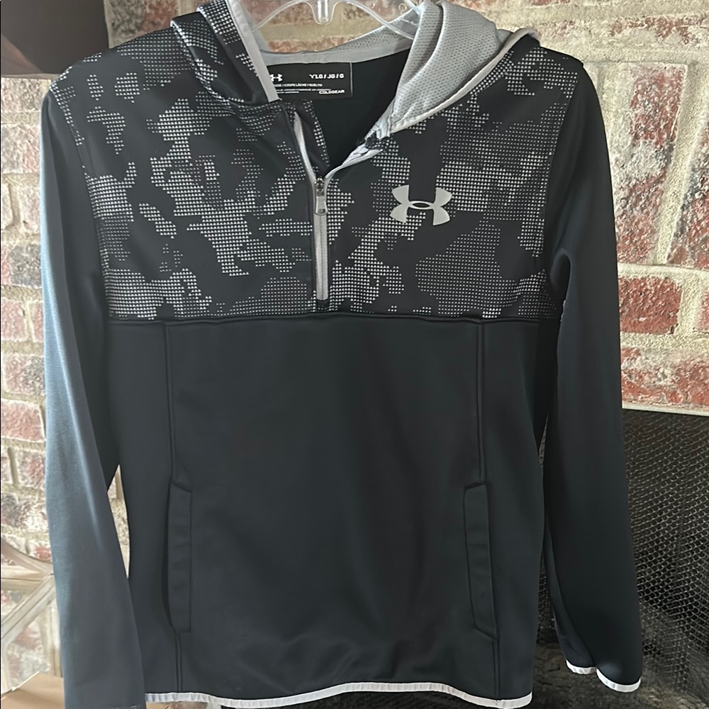 Under Armour Black and Gray Camo Hoodie